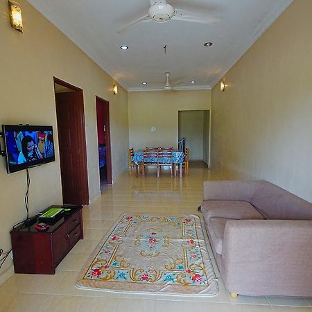 Abisabi Homestay Kangar Extérieur photo